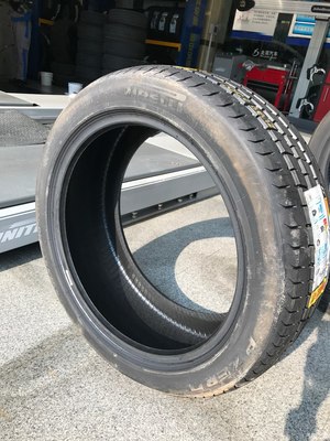 指尖上的P Zero 一次245/45ZR19换胎手记，我重新认识了“运动”二字